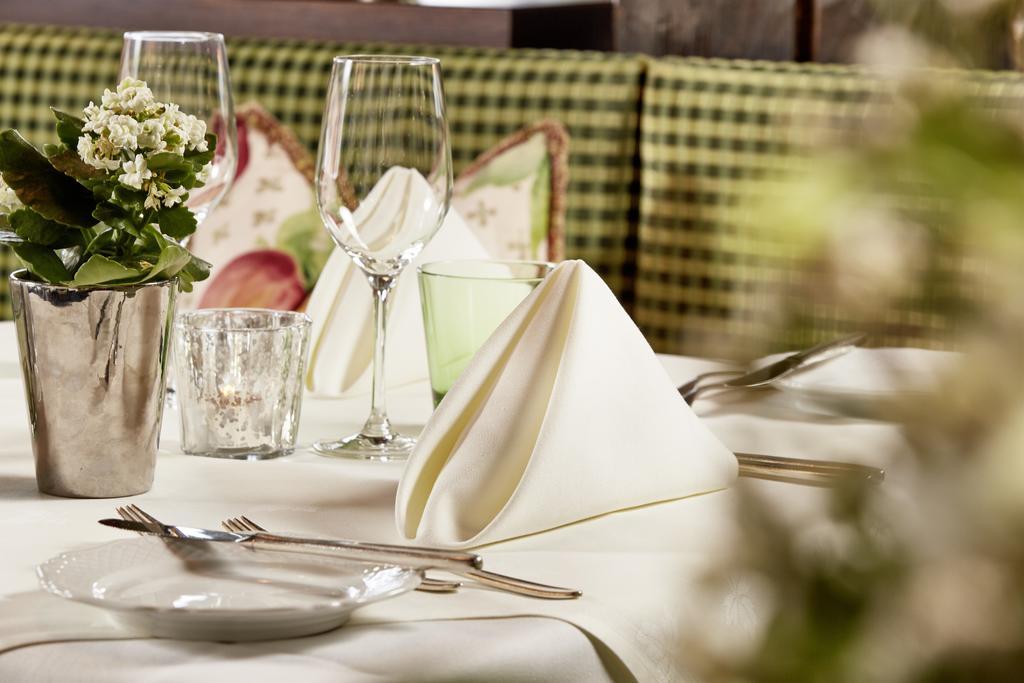 Hotel Hirlanda Zürs Екстериор снимка