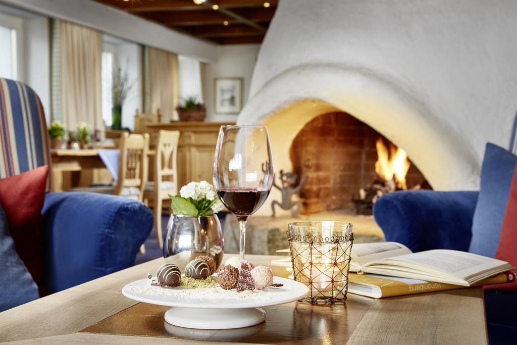 Hotel Hirlanda Zürs Екстериор снимка
