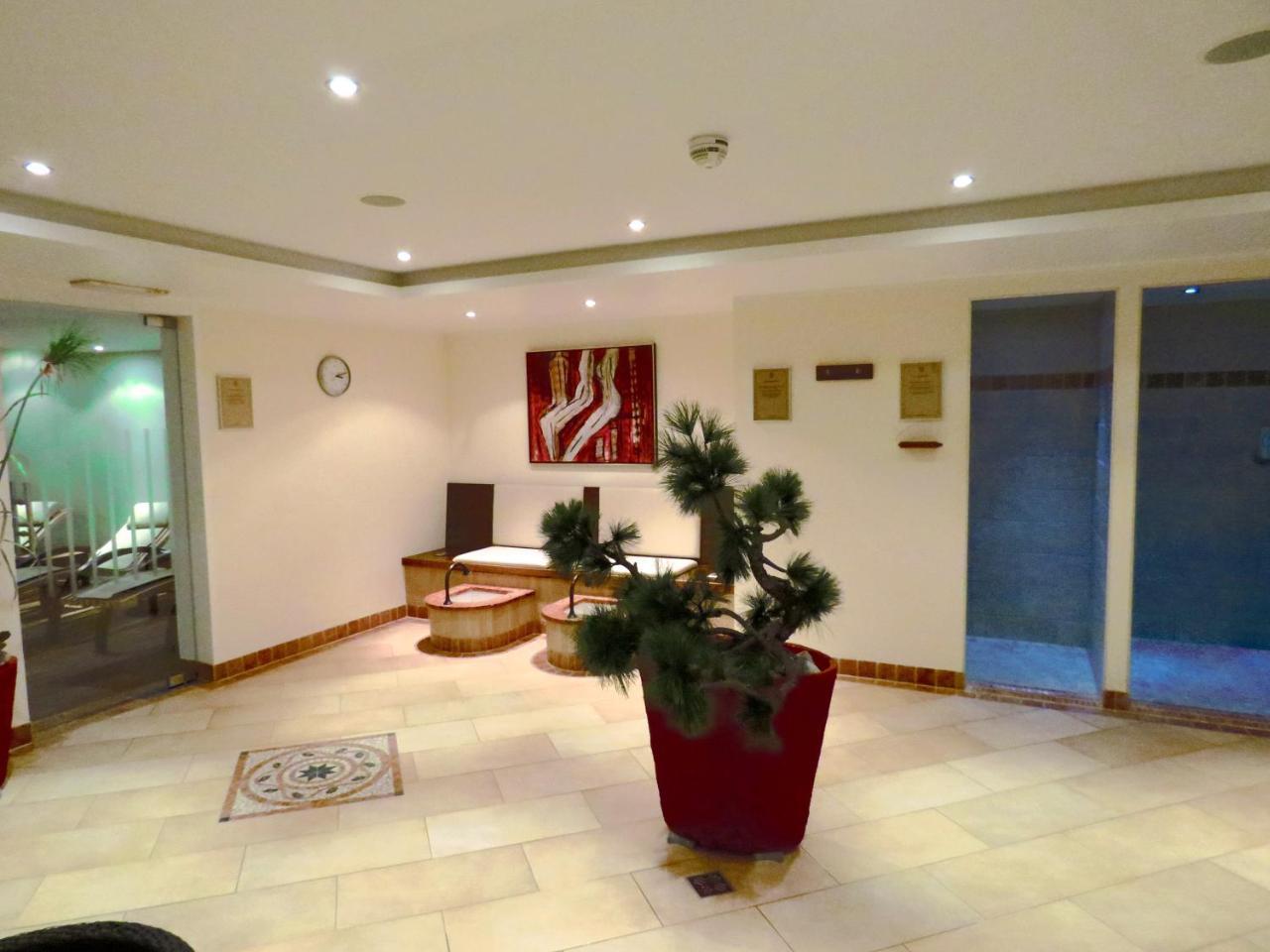 Hotel Hirlanda Zürs Екстериор снимка